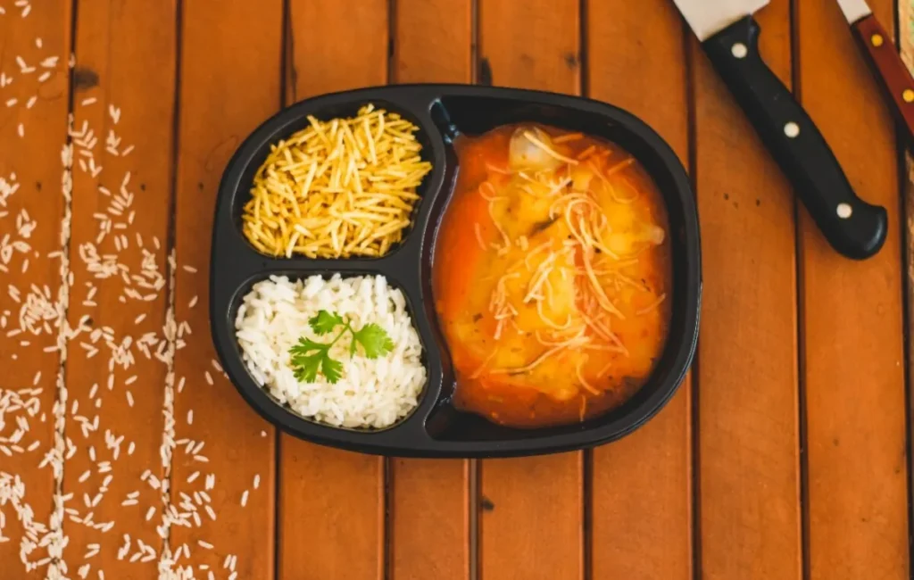 Frango à Parmegiana com Batata Palha